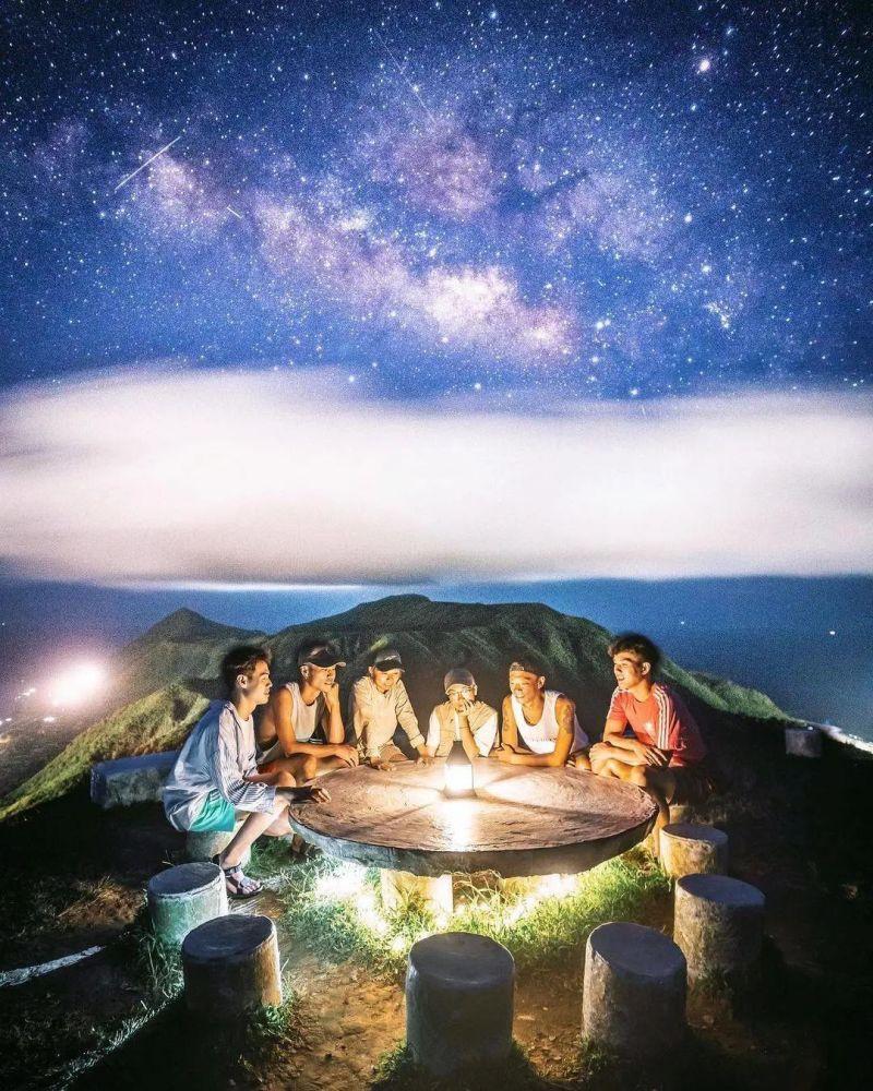 了解《萱花草》的歌词是什么?,提升你的知识星球经验